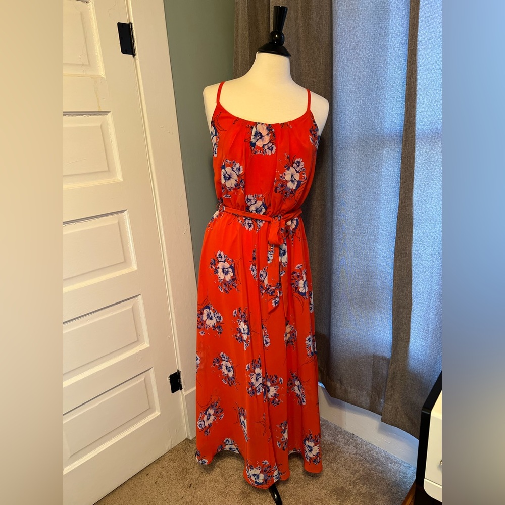 Signature by Robbie Red maxi dress with blue flowers, Sz 8P